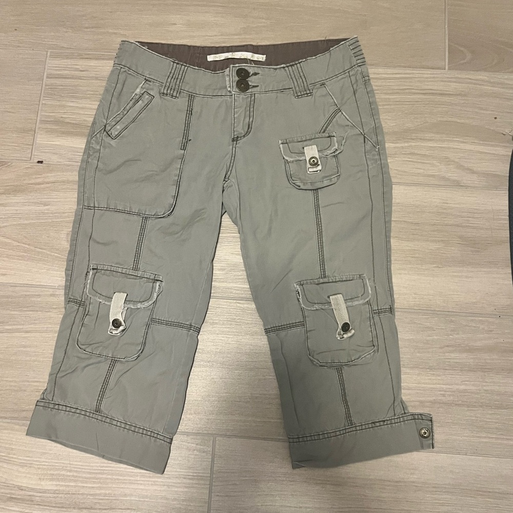Women’s Grey Cargo Capris with Pocket Details